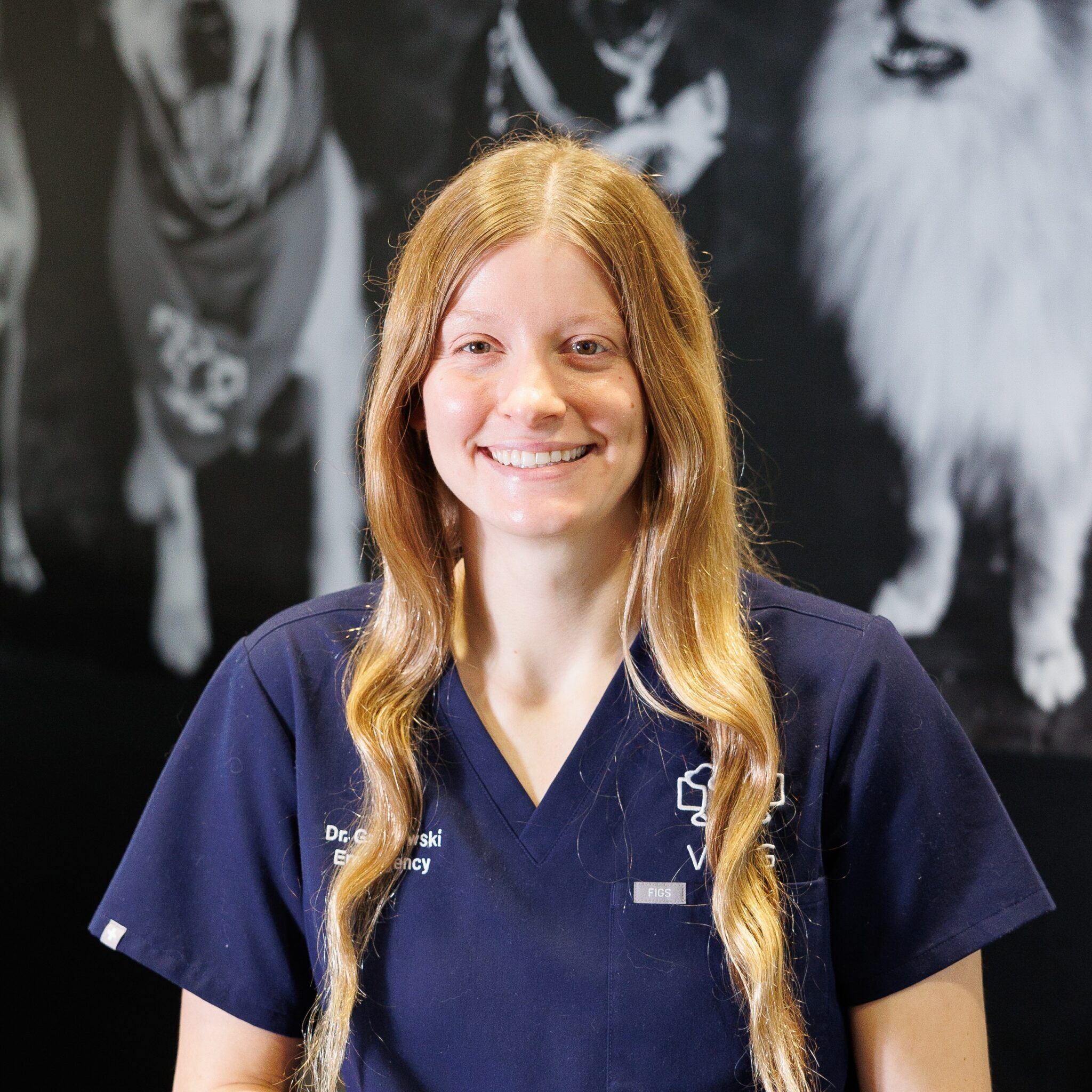 dr jenna grabowski in blue scrubs
